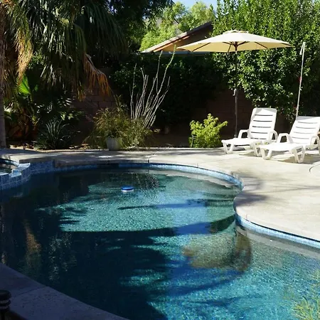 3 Bedroom House With Private Pool, Spa&Golf Course!
